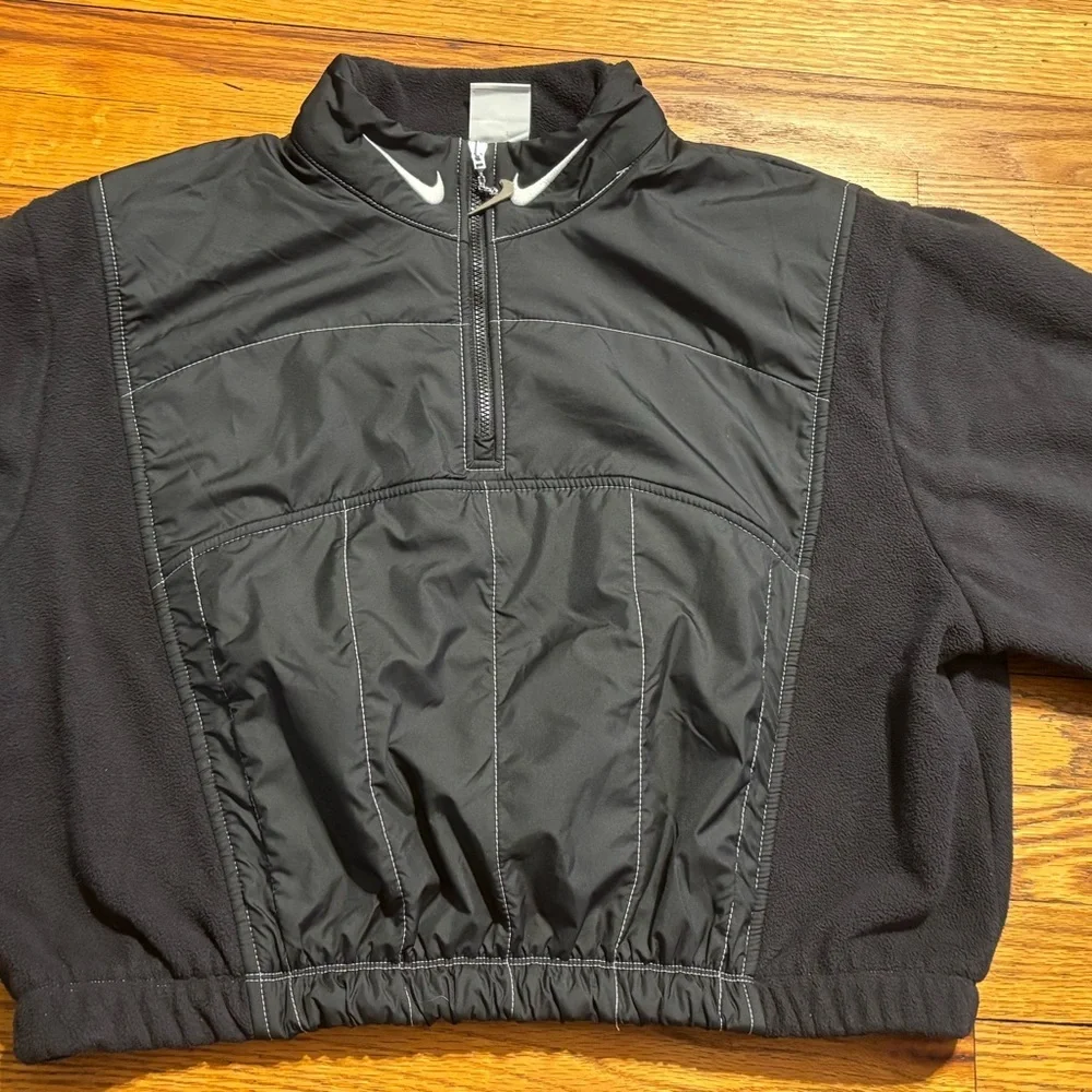Nike stylish black